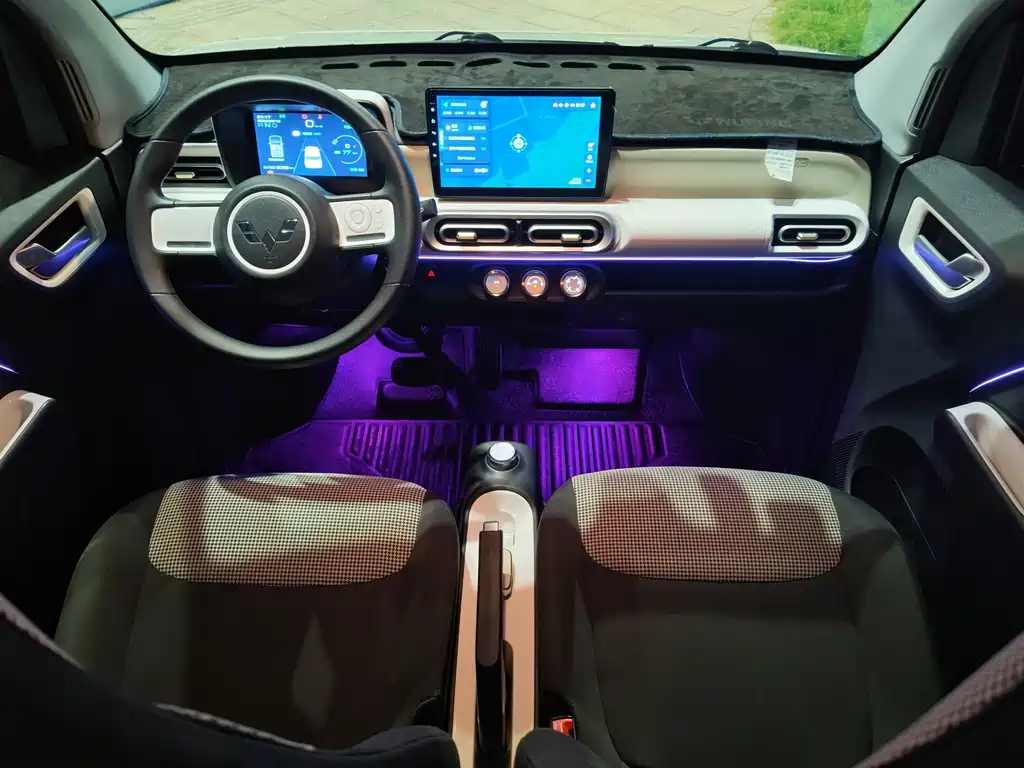 Wuling MINIEV — миниатюра 12