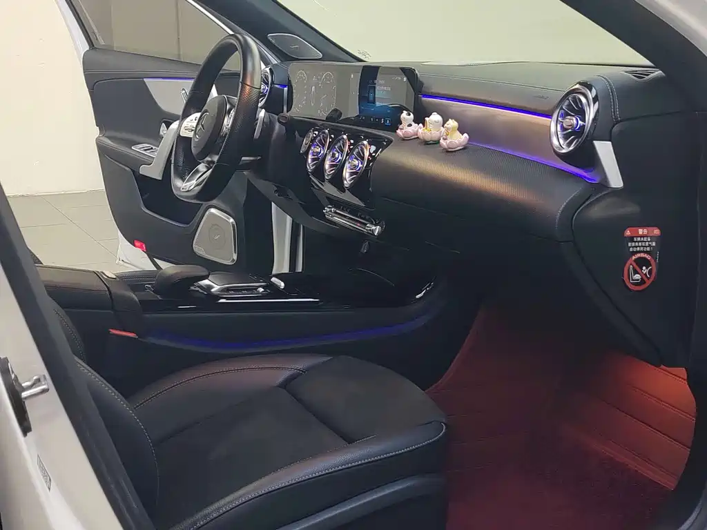Mercedes-Benz A-Class — миниатюра 12