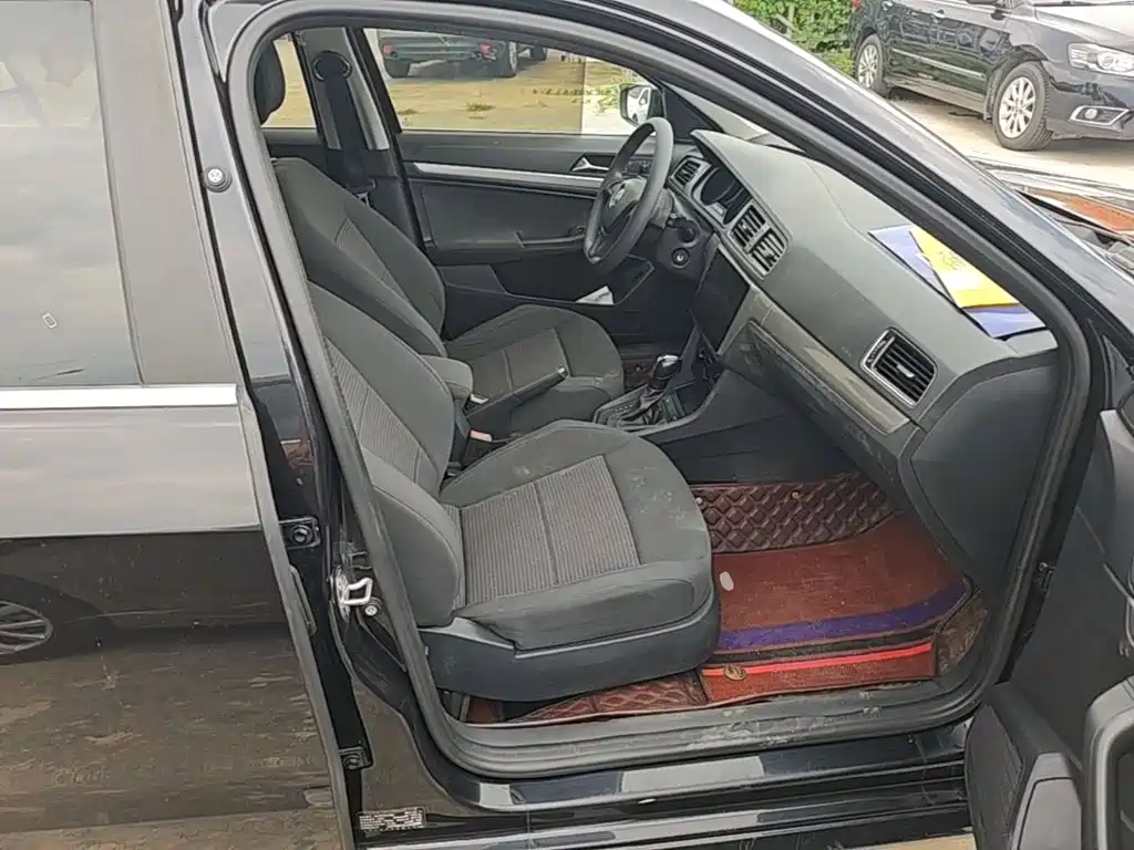Volkswagen Lavida — миниатюра 25