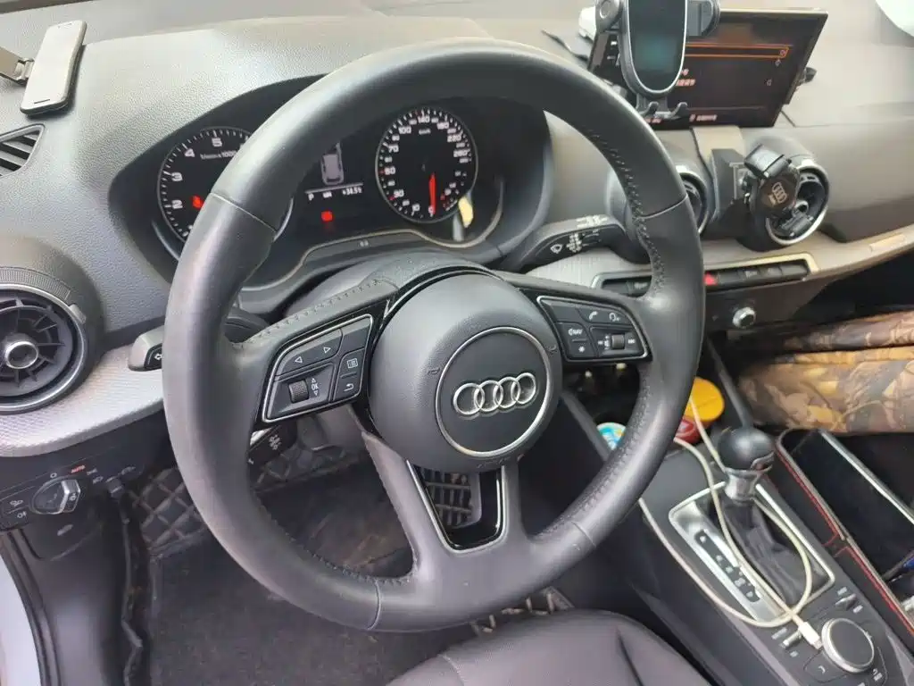 Audi Q2L — миниатюра 3
