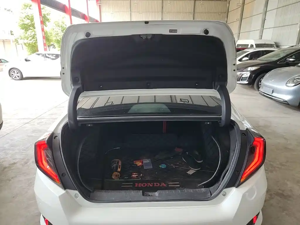 Honda Civic — миниатюра 19