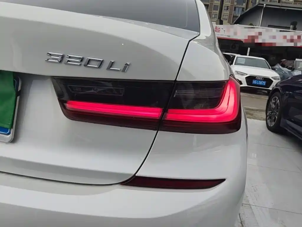 BMW 3 Series — миниатюра 8