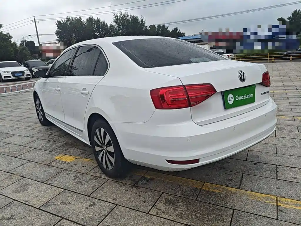 Volkswagen Sagitar — миниатюра 23