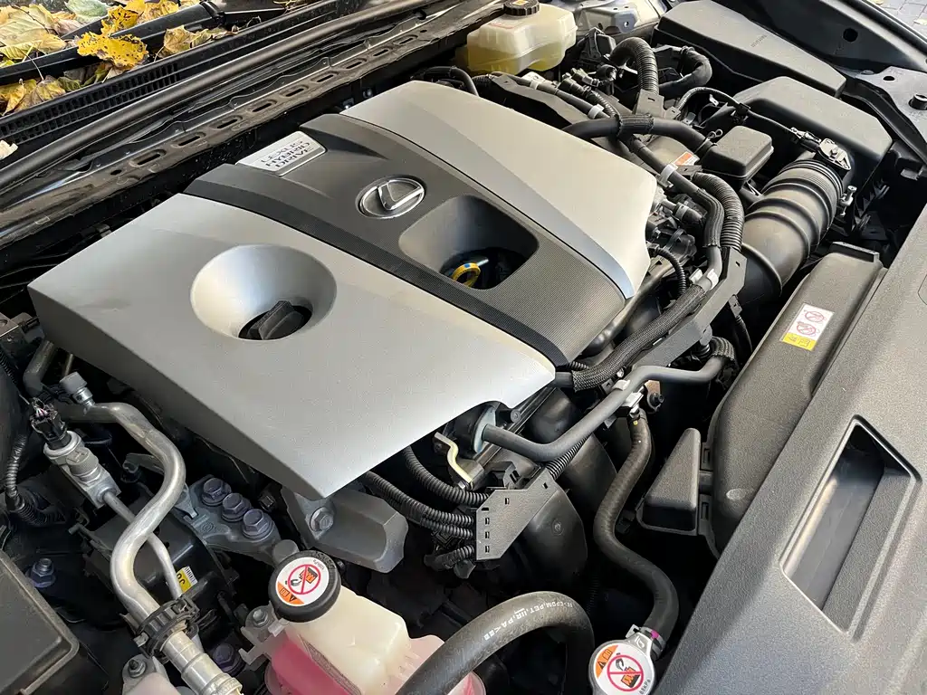 Lexus ES — миниатюра 8