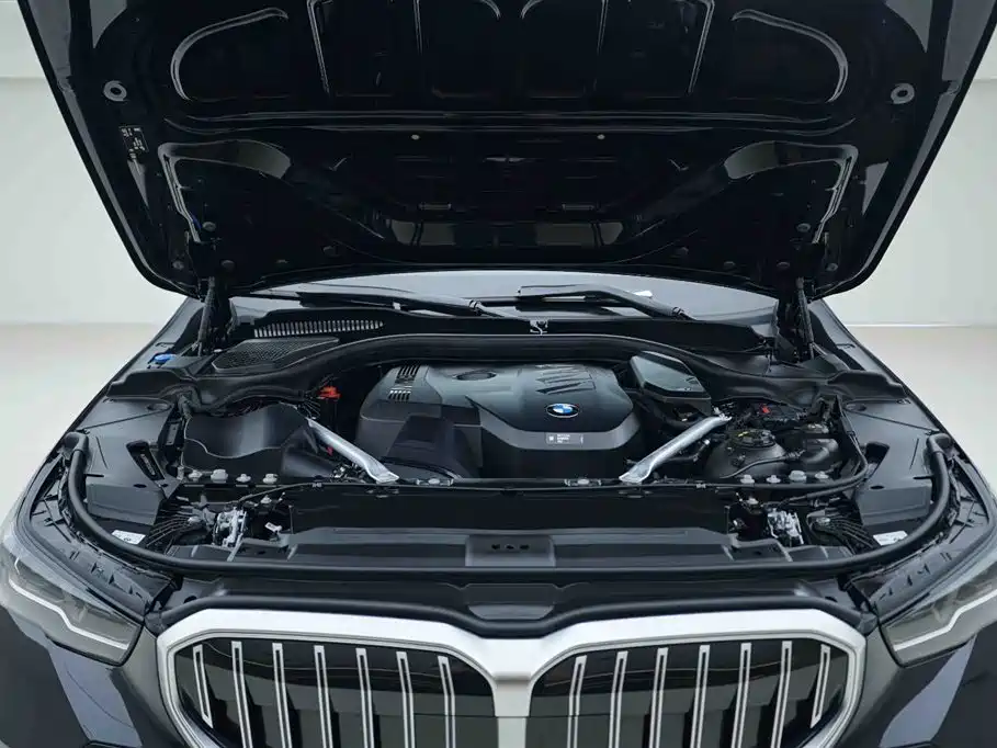 BMW 5 Series 5 2025 525Li M Sport