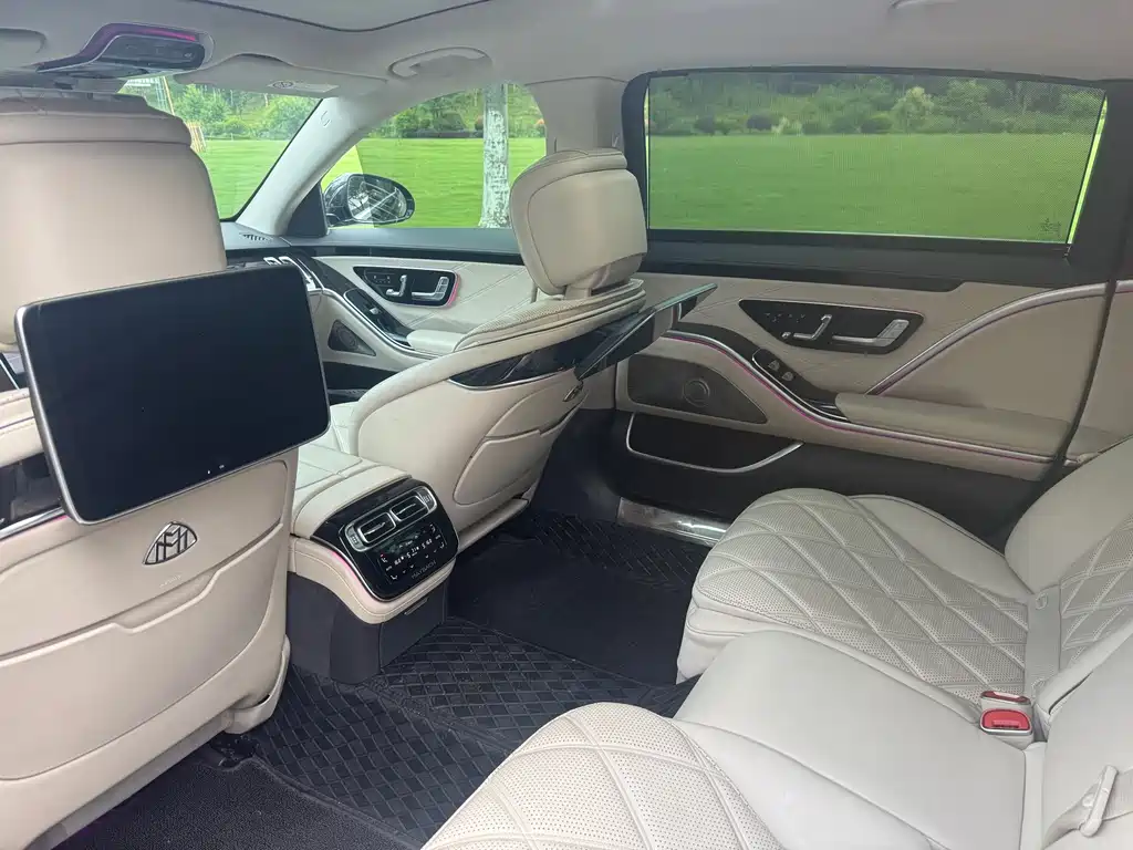 Mercedes-Benz S-Class — миниатюра 6