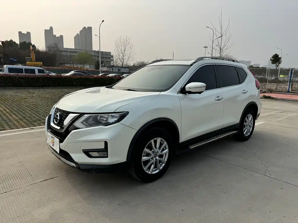 NISSAN QIJUN