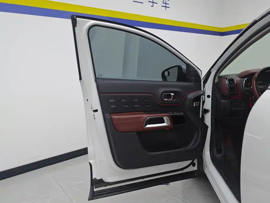 Citroen C5 AIRCROSS — миниатюра 7