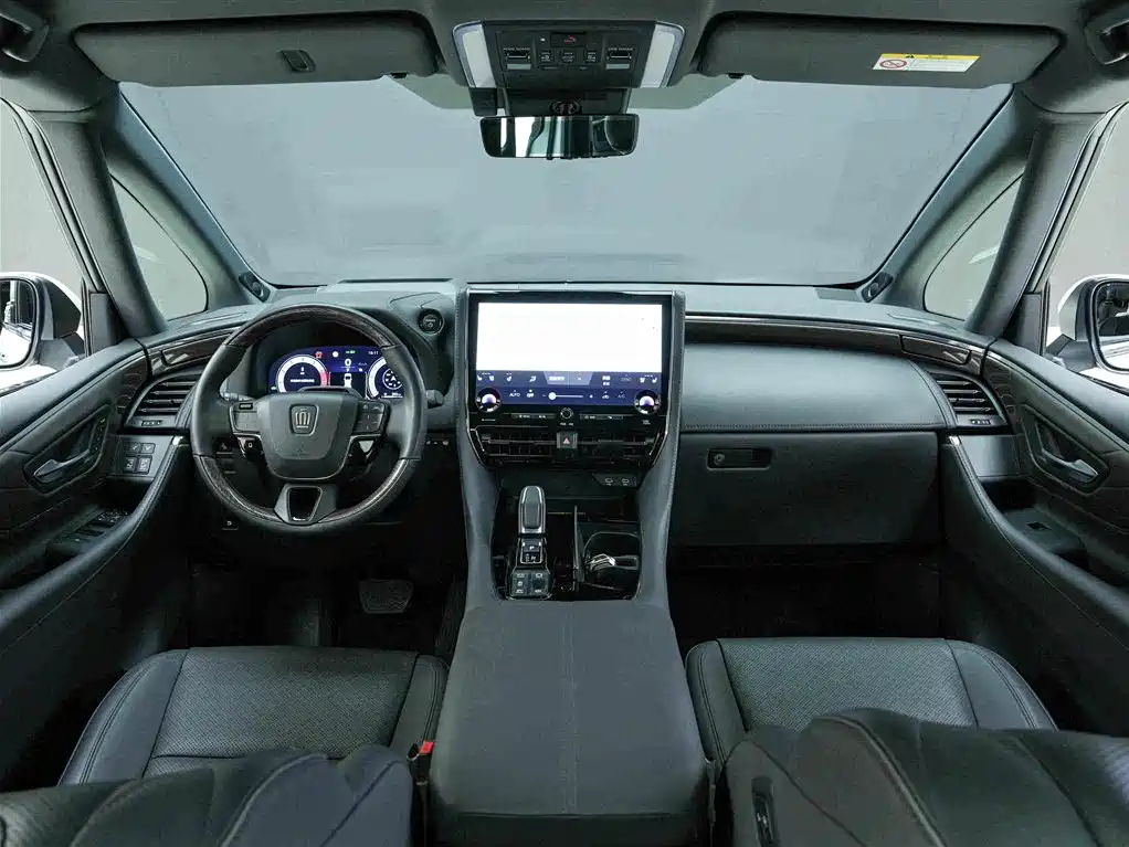 Toyota Vellfire — миниатюра 6