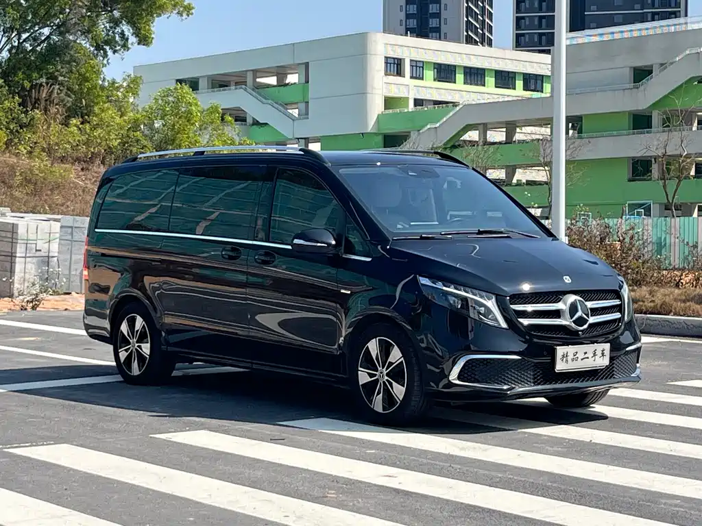 MERCEDES-BENZ V CLASS