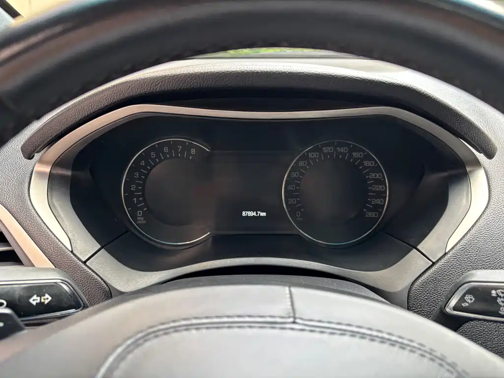 Lincoln MKZ — миниатюра 12