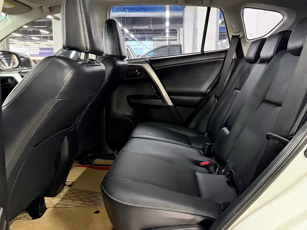 TOYOTA RAV4 RONGFANG