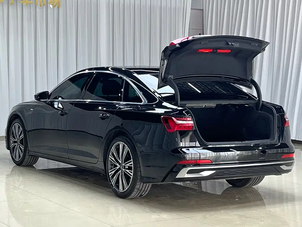Audi A6L 2024 45 TFSI quattro Premium