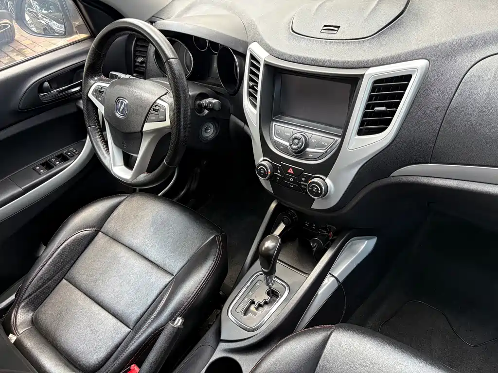 Changan CS35 — миниатюра 11
