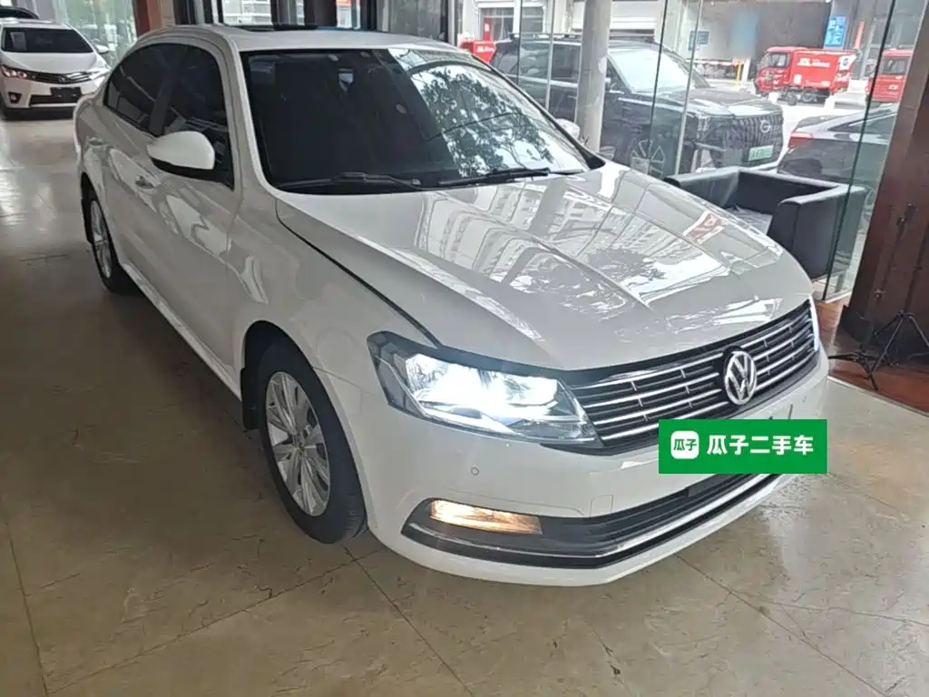 Volkswagen Lavida — миниатюра 4