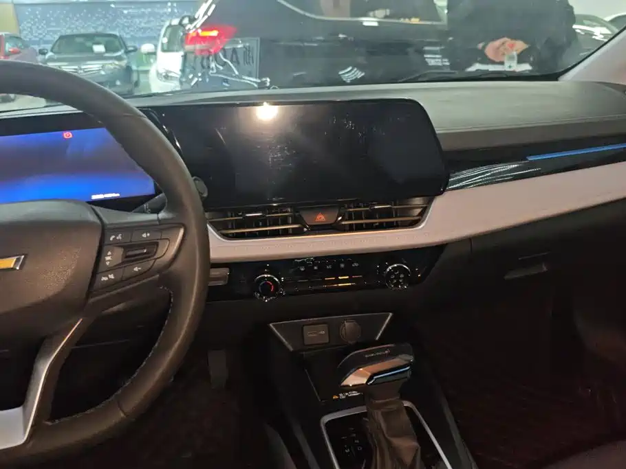 Chevrolet Monza — миниатюра 13