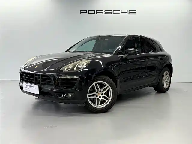 PORSCHE MACAN 2016