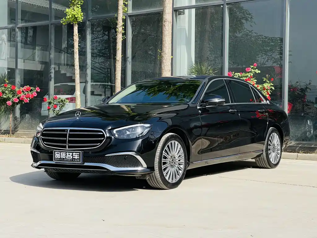Mercedes-Benz E-Class 2022