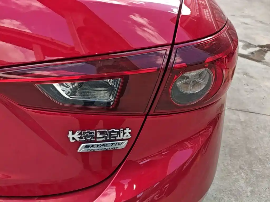 Mazda 3 Axela — миниатюра 8