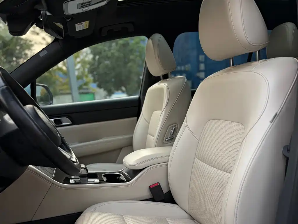 Li Auto Li ONE — миниатюра 11