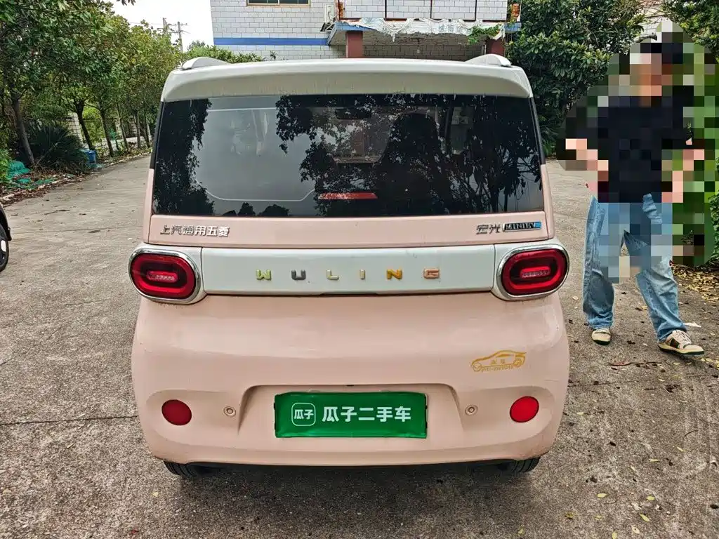 Wuling MINIEV — миниатюра 5