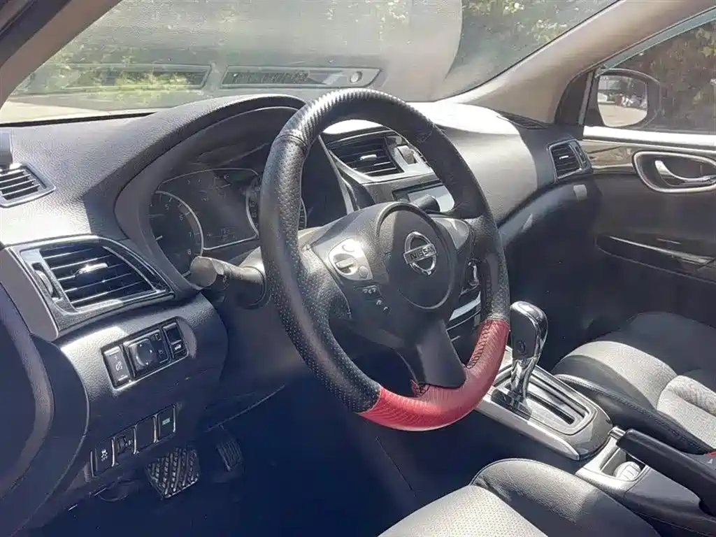 Nissan Sylphy 2016 1.6XL CVT Luxury