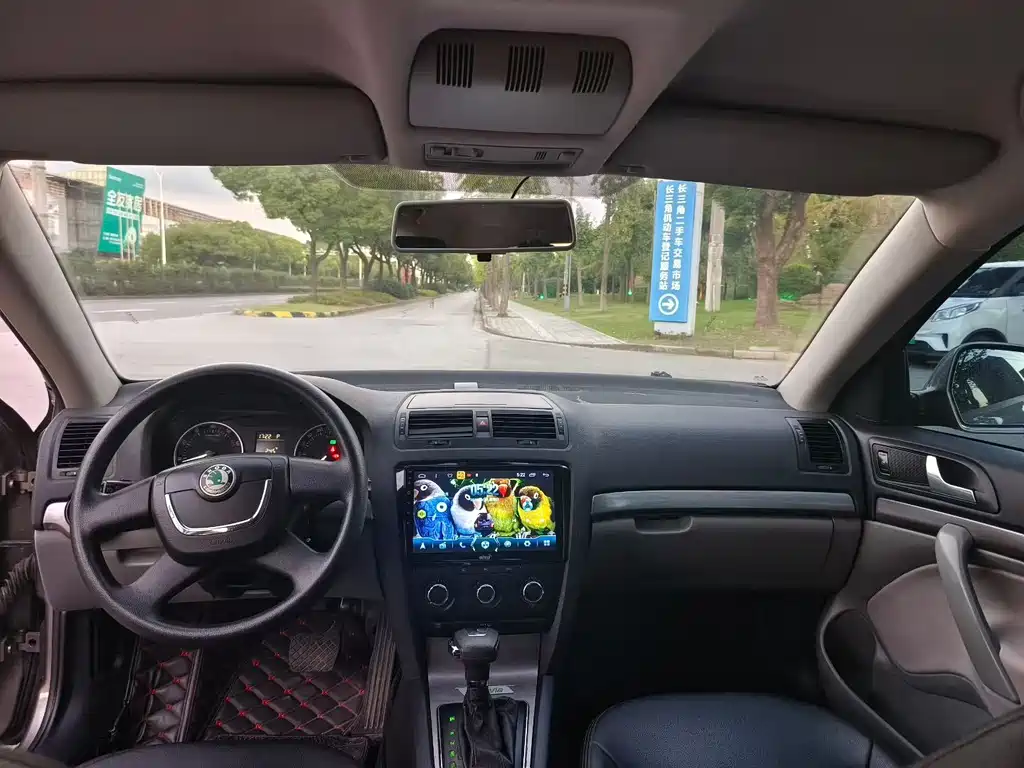 Skoda Octavia — миниатюра 5