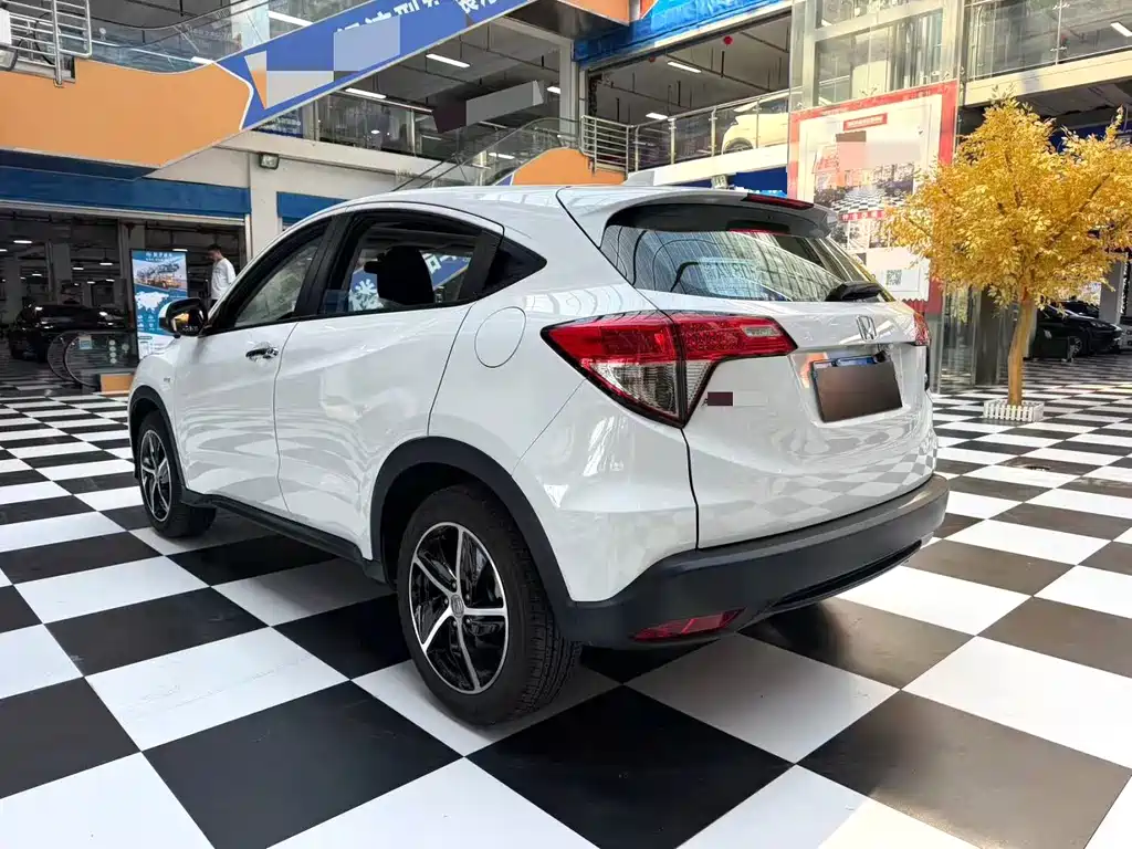 Honda Vezel — миниатюра 18