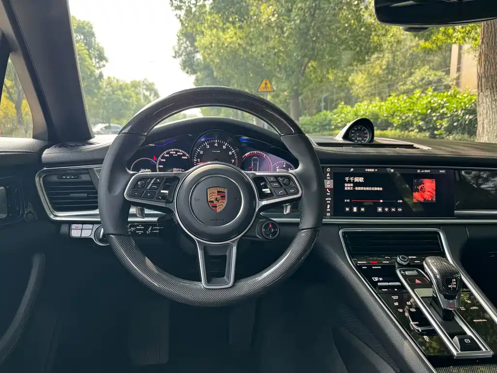 Porsche Panamera — миниатюра 16