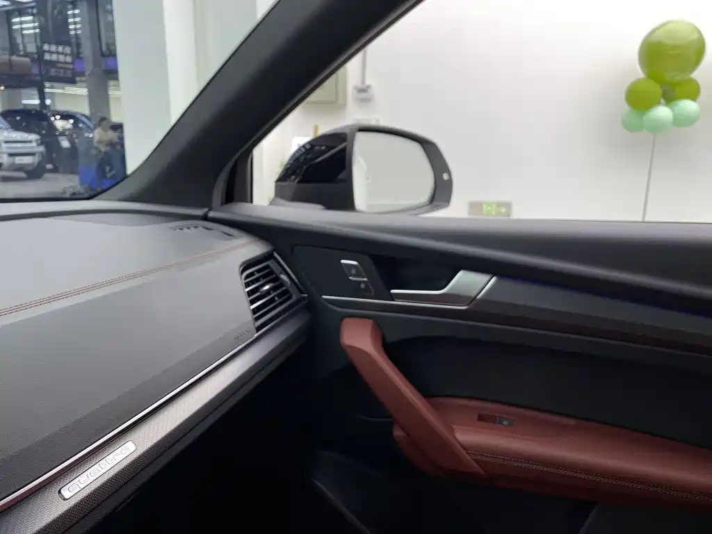 Audi Q5L — миниатюра 19