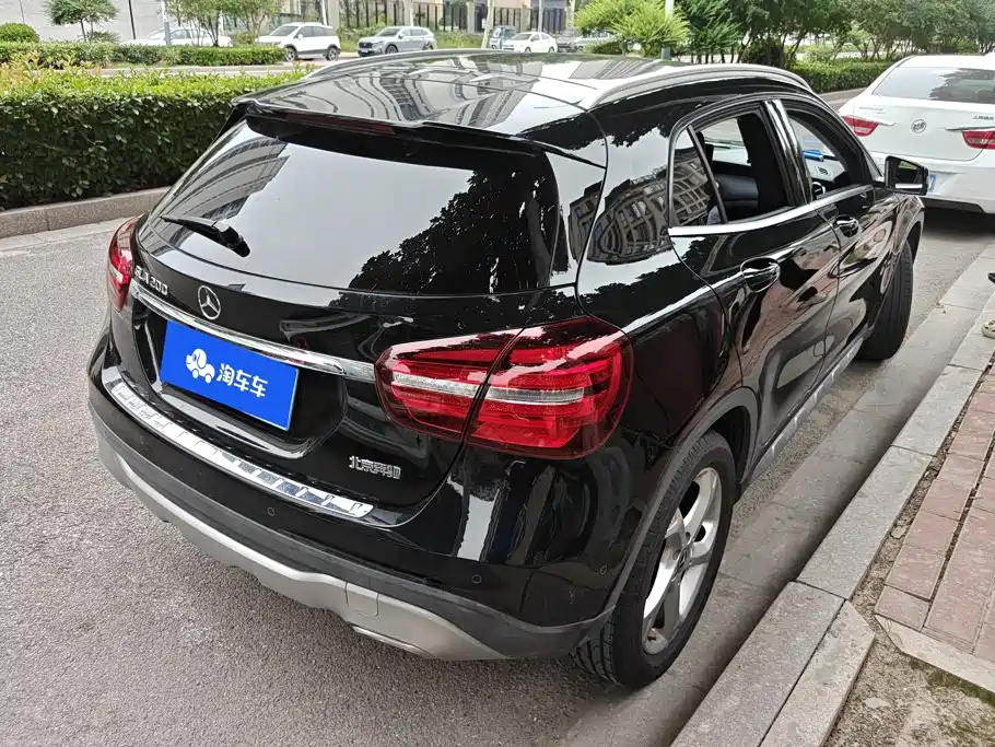 Mercedes-Benz GLA — миниатюра 3