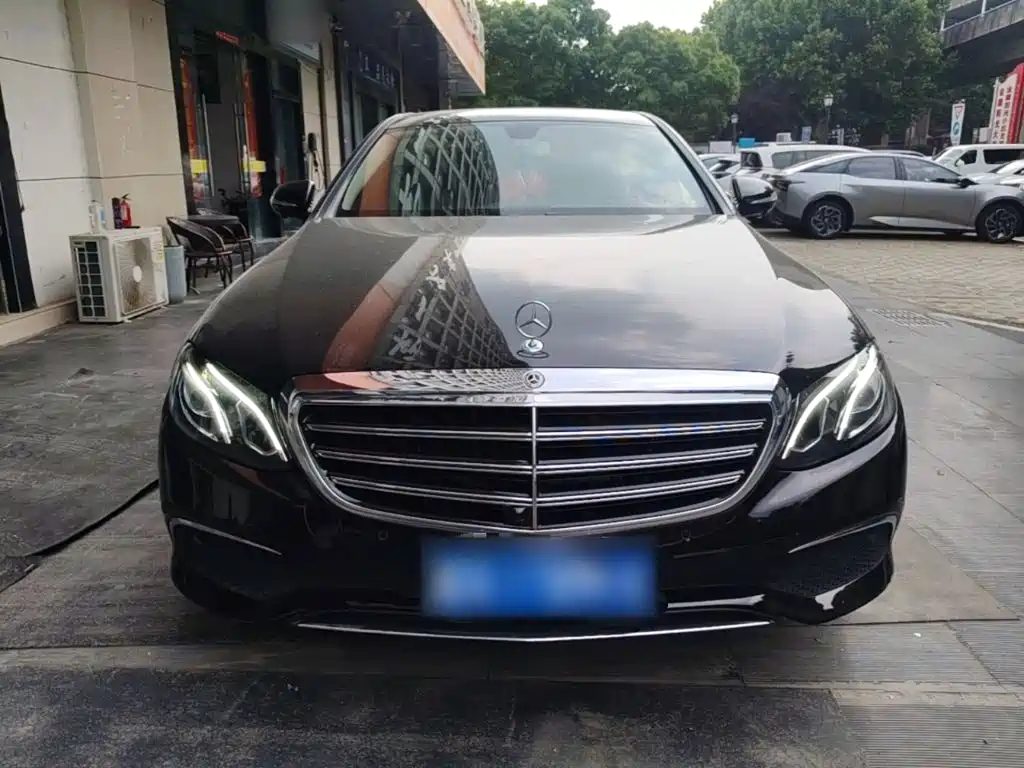 Mercedes-Benz E-Class E 2020 E 300 L Fashion