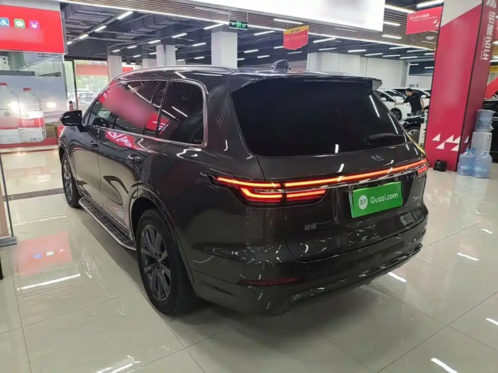 Li Auto Li ONE — миниатюра 5
