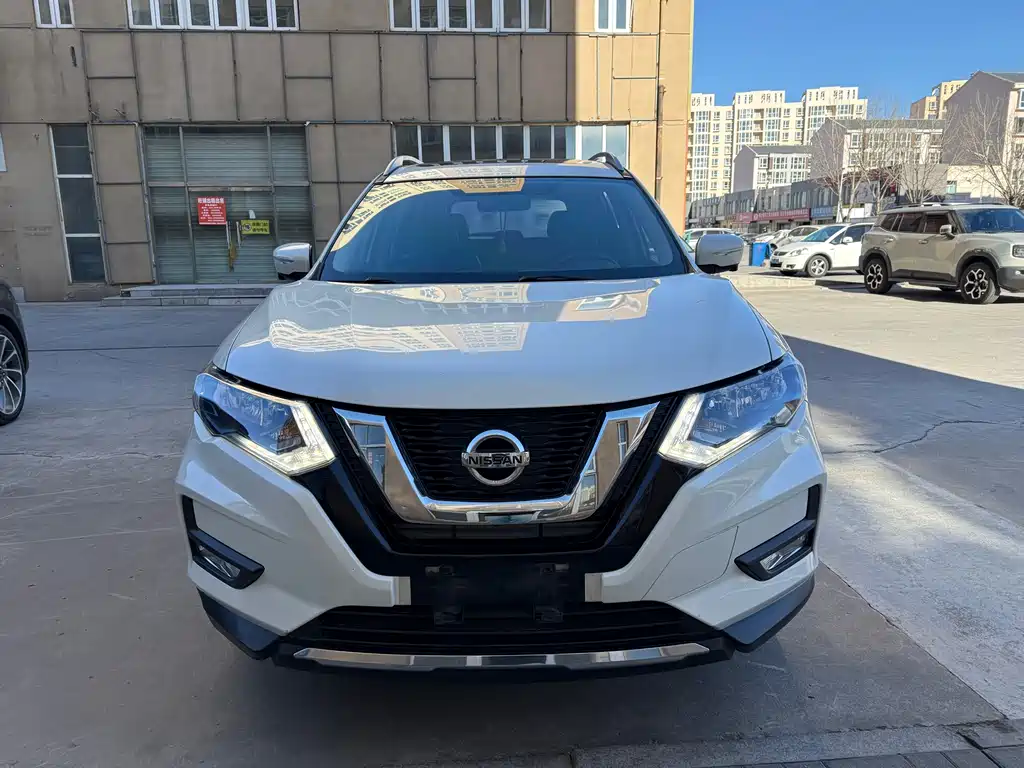 NISSAN QIJUN