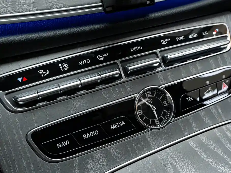 Mercedes-Benz CLS — миниатюра 18