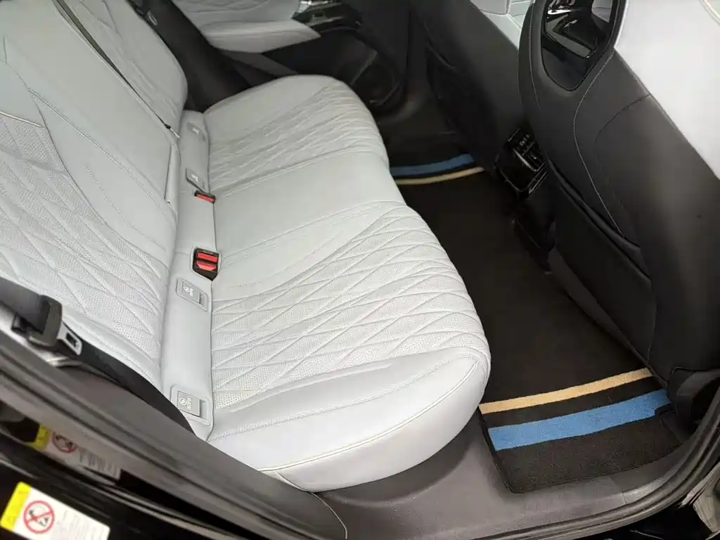 BYD Seal — миниатюра 13