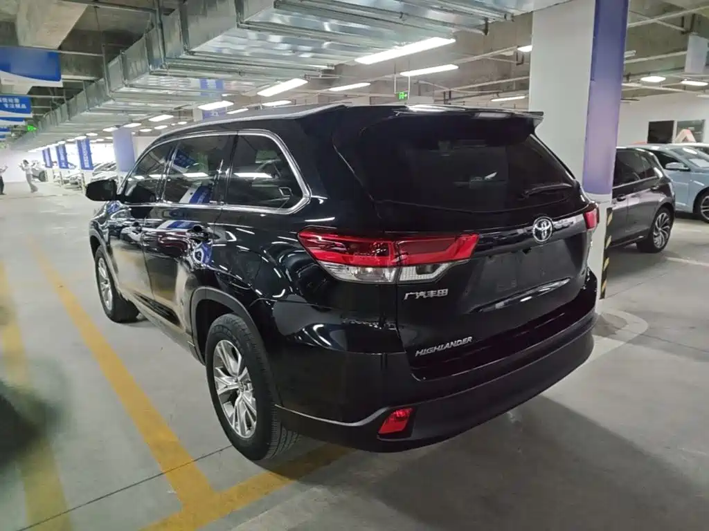 Toyota Highlander — миниатюра 5