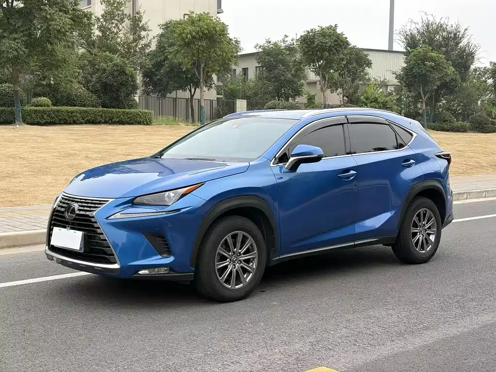 Lexus NX — фотографии объявления, Фото 2