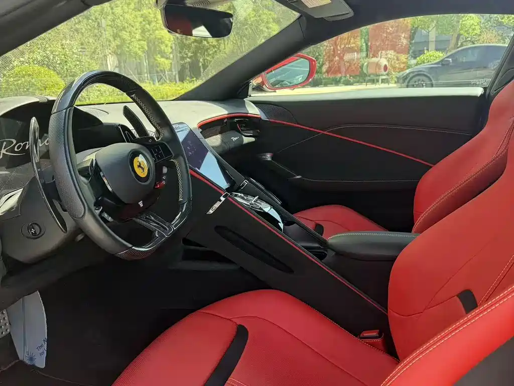 Ferrari Roma — миниатюра 7