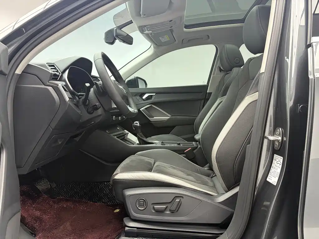Audi Q3 — миниатюра 5
