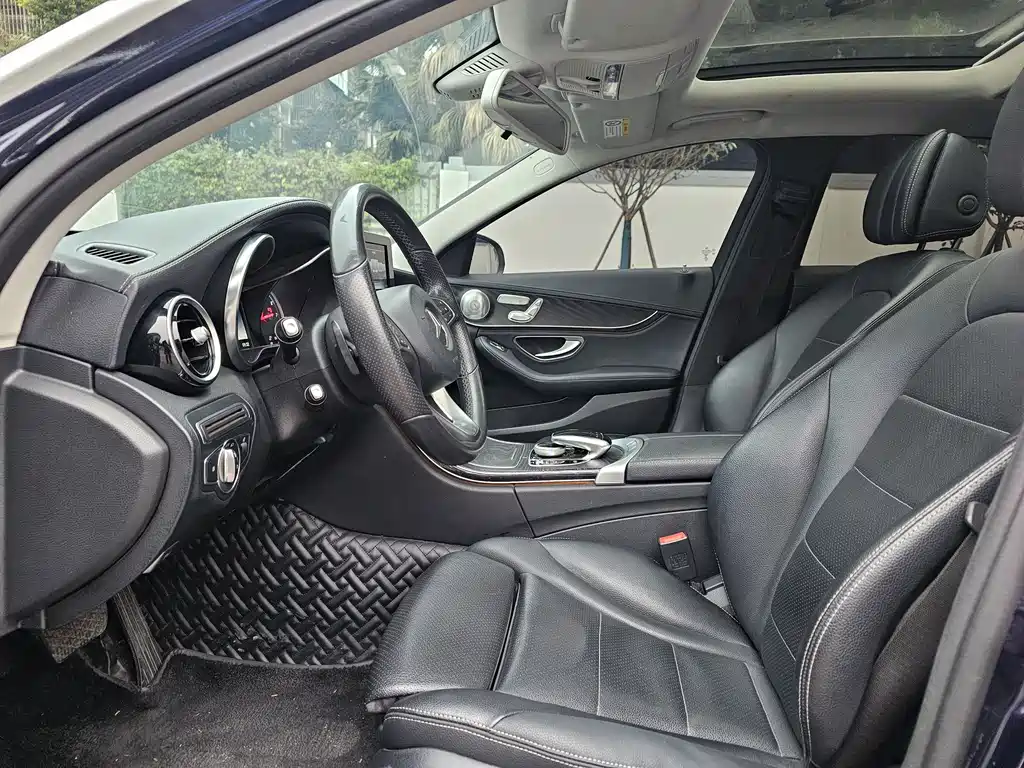 MERCEDES-BENZ C CLASS