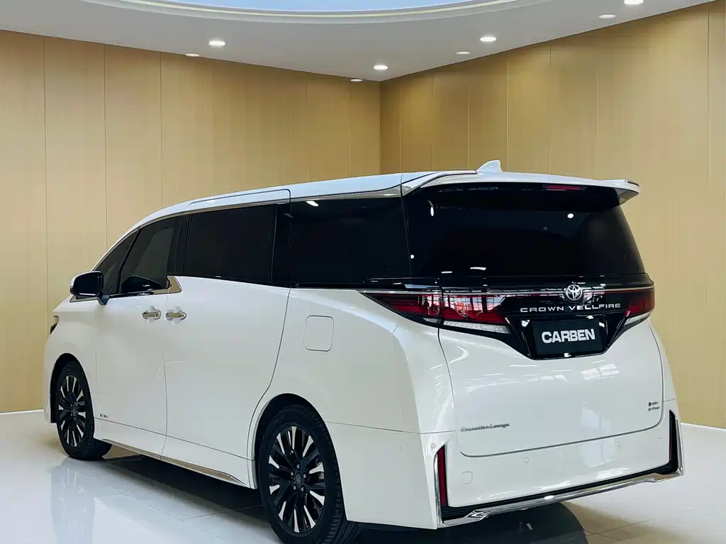 Toyota Vellfire 2024 2.5L
