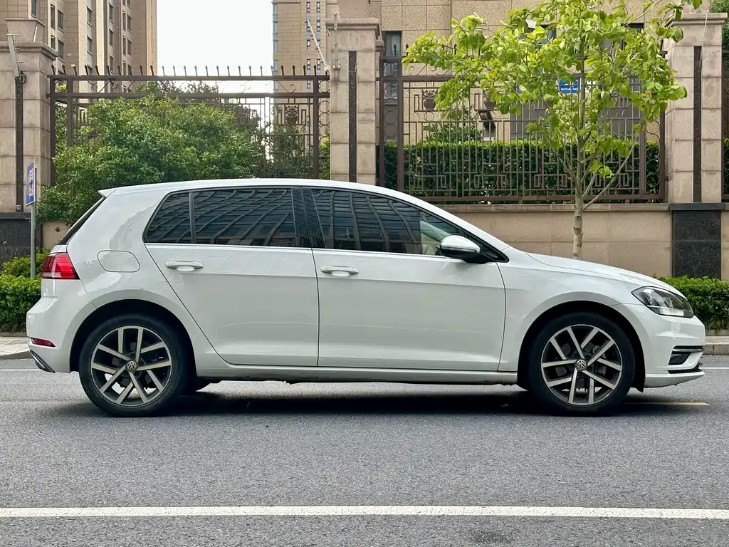 Volkswagen Golf — миниатюра 3