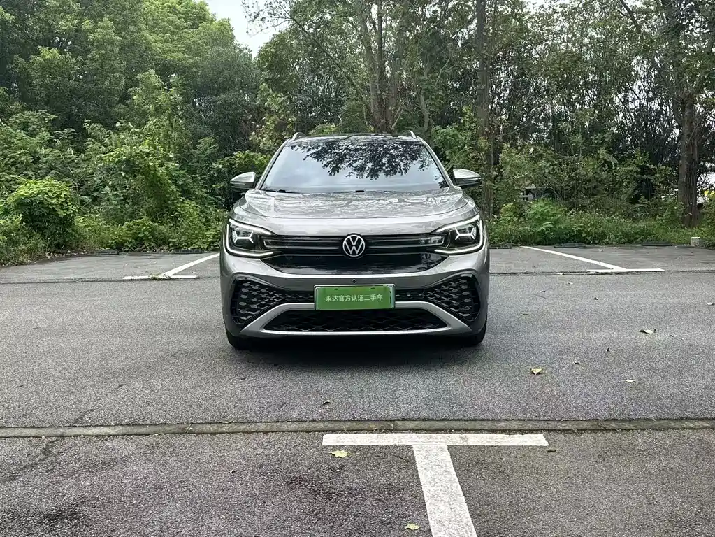 Volkswagen ID.6 Crozz — миниатюра 2