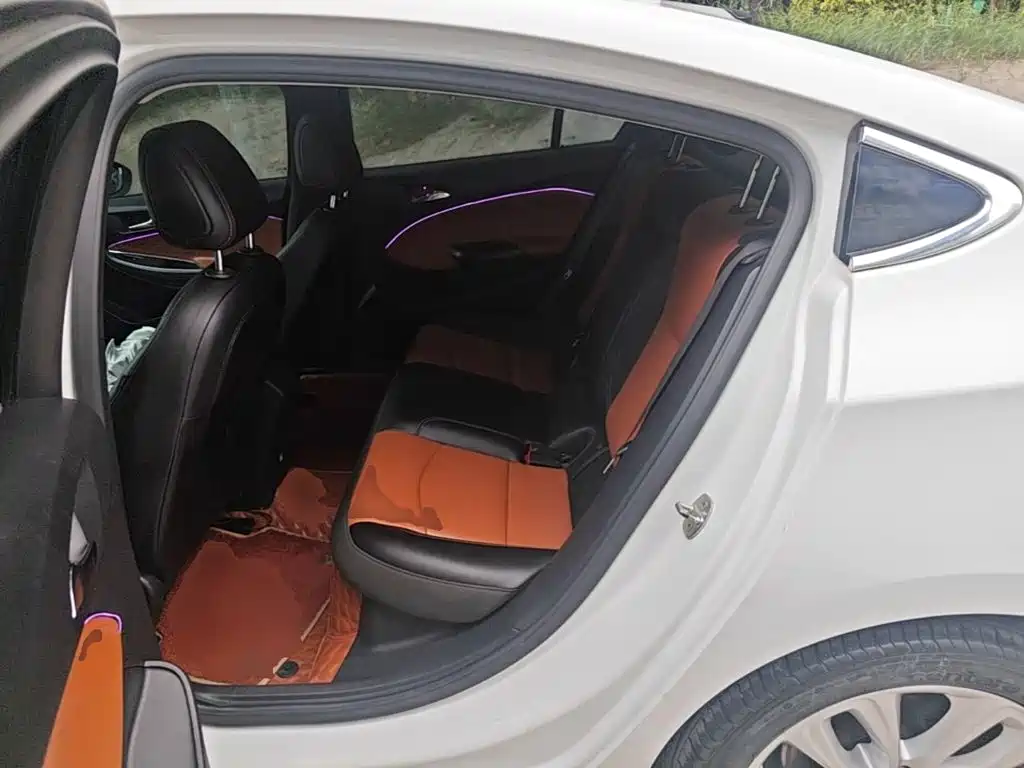 Chevrolet Cruze — миниатюра 17