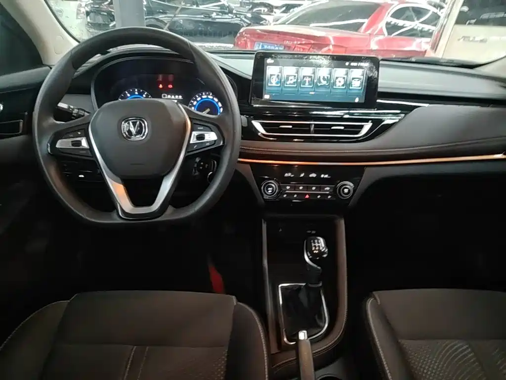 Changan Eado DT — миниатюра 10