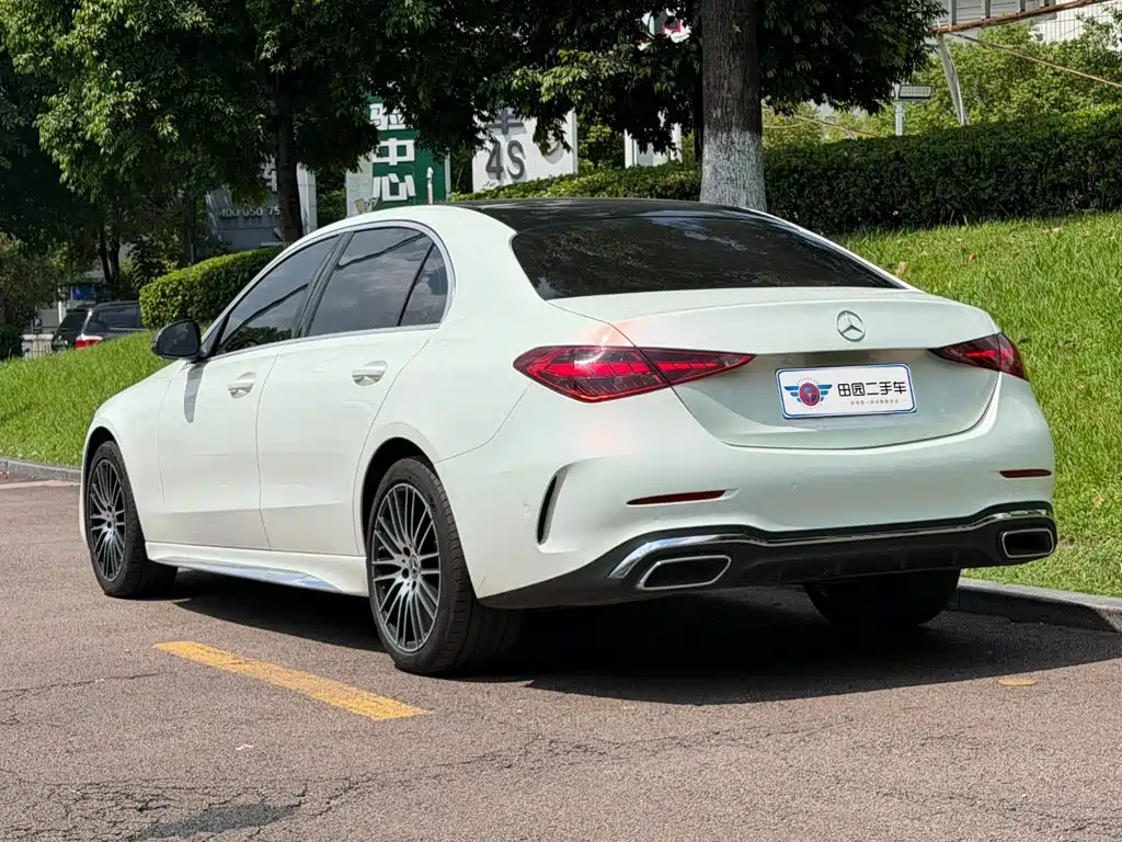 Mercedes-Benz C-Class — миниатюра 4