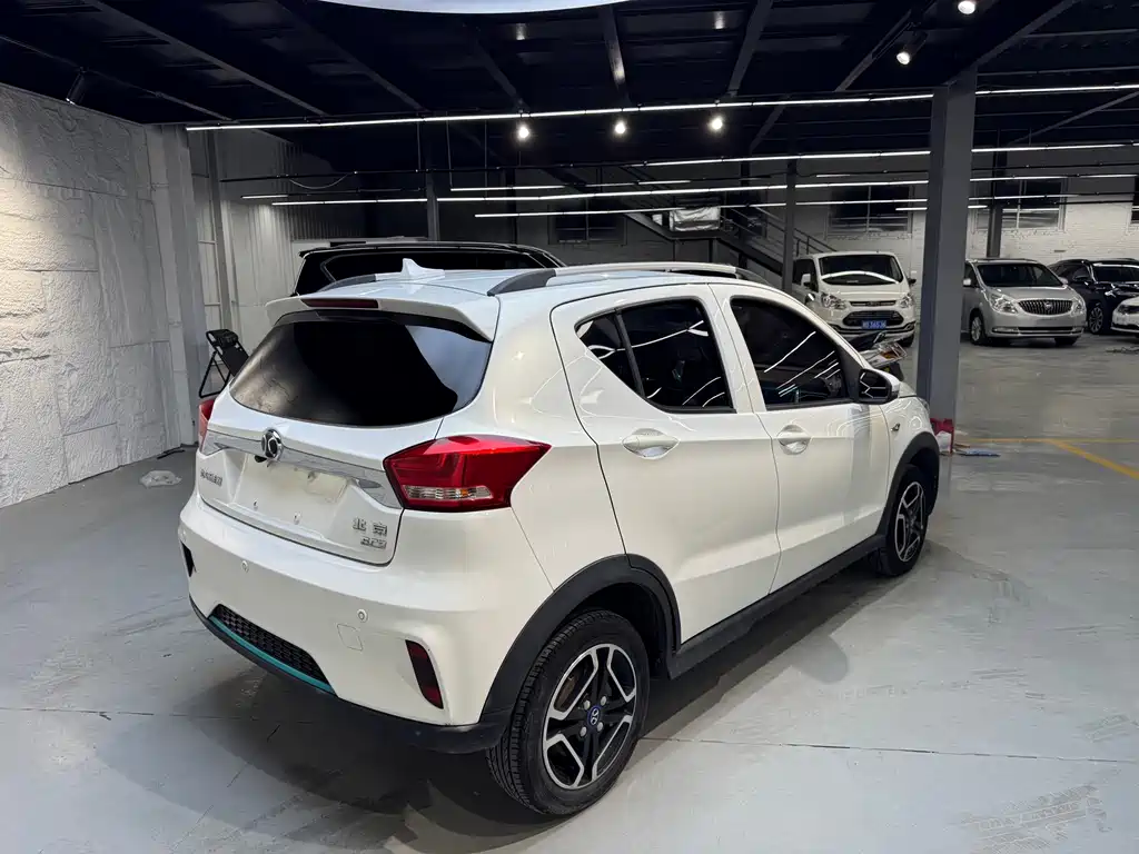 BAIC New Energy EC3 — миниатюра 11
