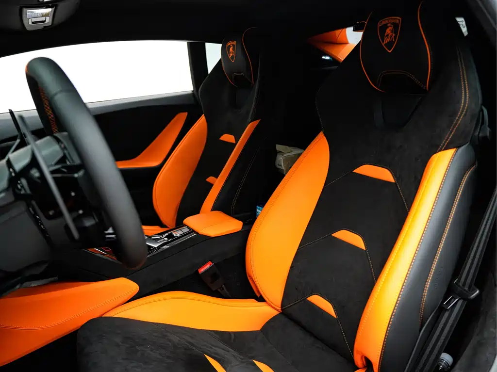 LAMBORGHINI HURACÁN