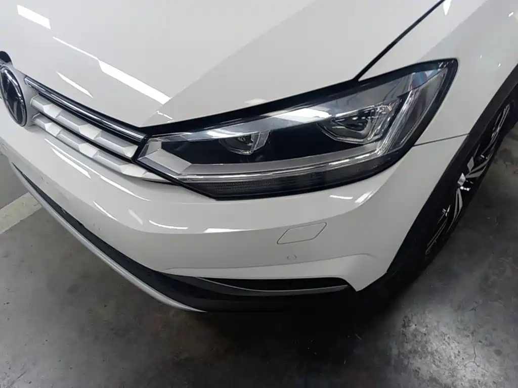 Volkswagen Touran — миниатюра 24